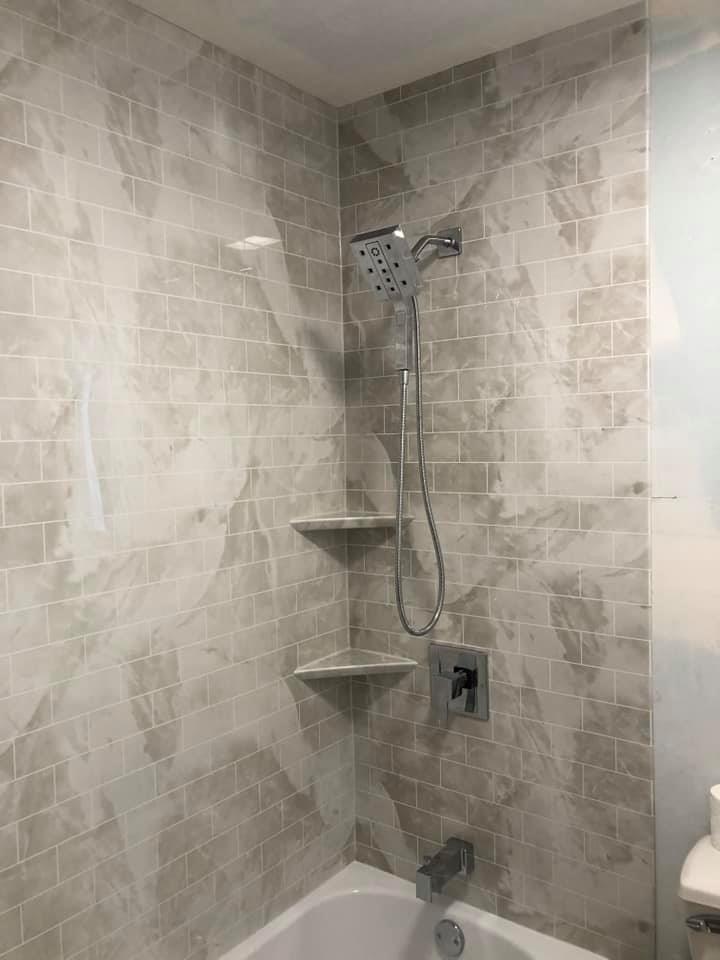 vinyl shower walls in a new bathroom